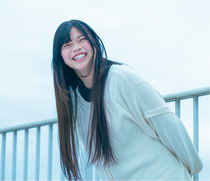 2024年測量技術科の卒業生(女性)の様子