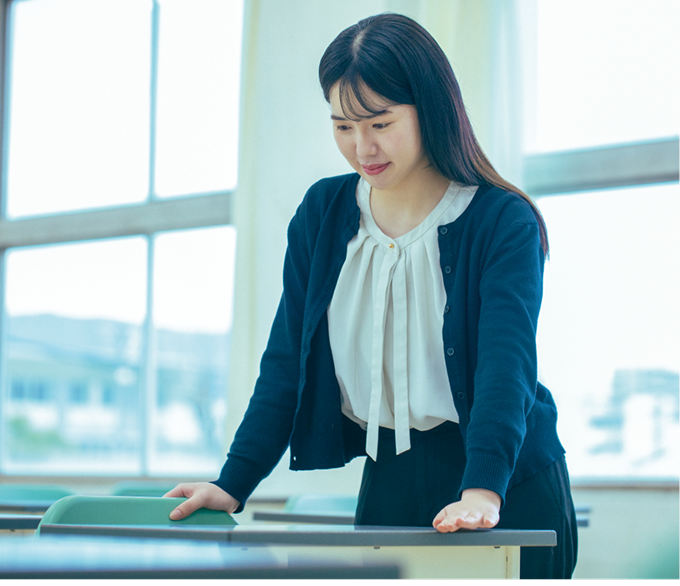 2022年都市環境設計科(建設技術者コース)の卒業生(女性)の様子